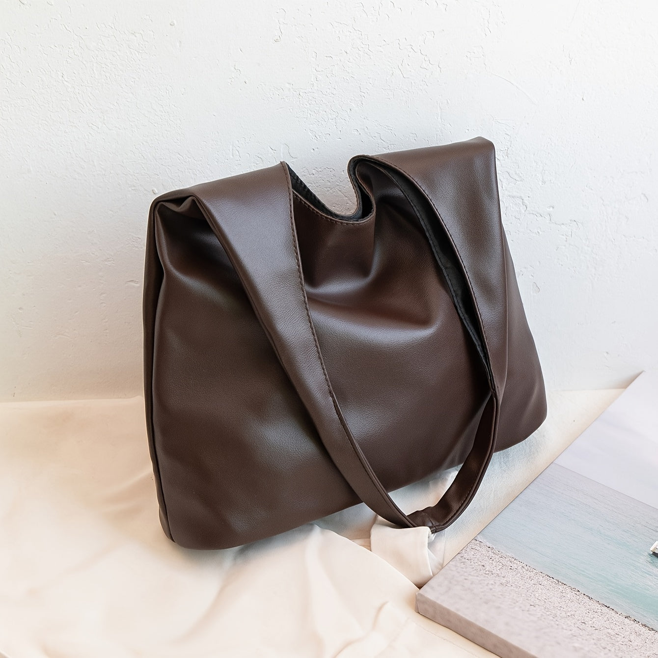 Dune Golden Tote