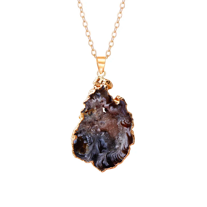 Irregualr Natural Agate Quartz Geode