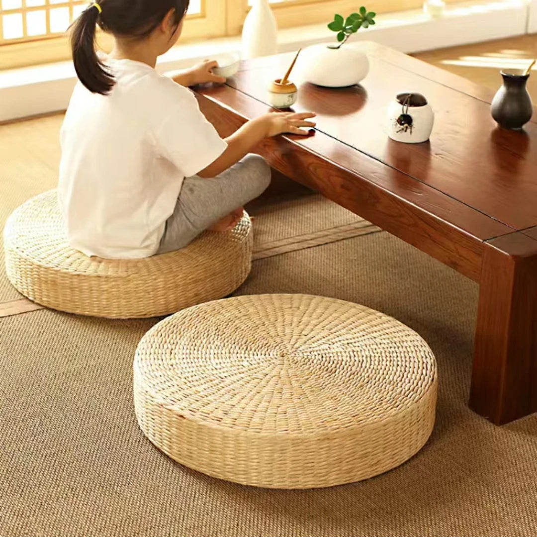 Handmade Woven Natural Straw Round Pouf Tatami