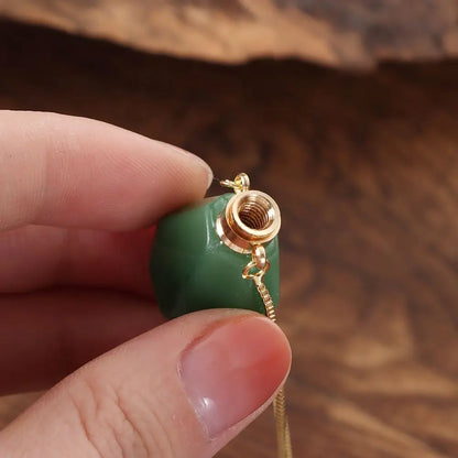 Women Natural Stone Pendant Necklace